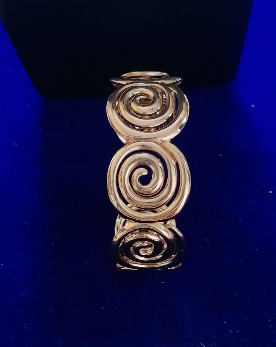 ARTIFICIAL-JEWELLERY-BRACELET-FOR-WOMEN